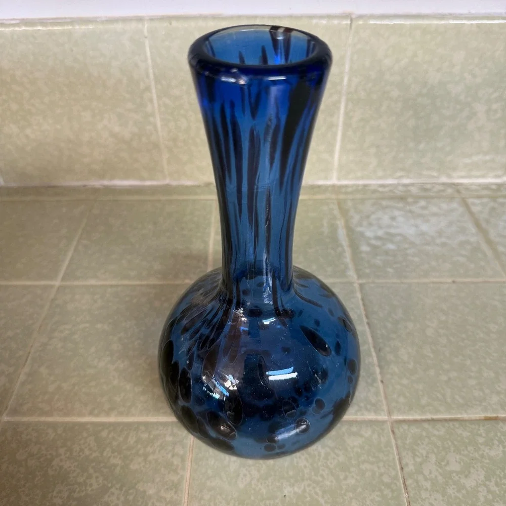 Cobalt Blue Hand Blown Art Glass Bud Vase Spotted Leopard Pattern MCM Style 8